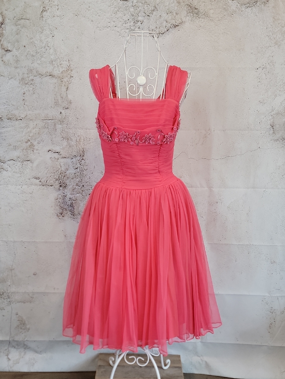 Vintage 1950s Coral Pink Floral Trim Tulle Party Dress Womens Size S Waist 24"